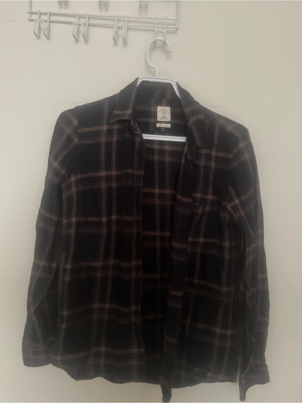Grunge Vintage Black and Beige Plaid Flannel Shirt Jacket